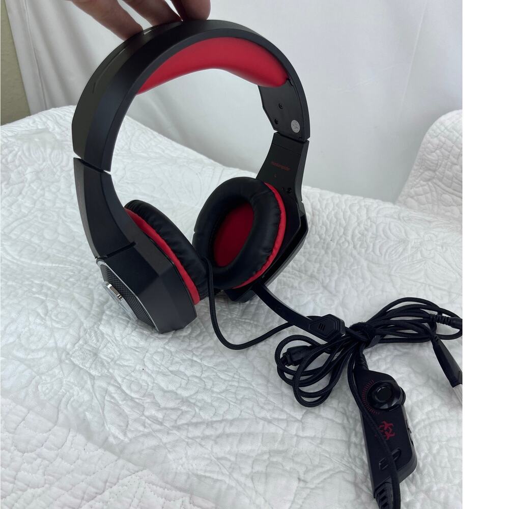 Hunterspider V1 Red/Black Gaming Headset Wired Over Ear w/ Mic for PC PS4 Xbox